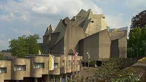 Das medienecho war enorm, die zahl der pilger über die. West Art Meisterwerke Gottfried Bohm Wallfahrtskirche Maria Konigin Des Friedens Velbert Neviges Westart Meisterwerke Sendungen A Z Video Mediathek Wdr