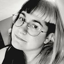 Tammy Macdonald's Instagram, Twitter & Facebook