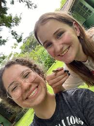 Experiential learning: Notre Dame professor Joanna Larson brings the  classroom to Costa Rica