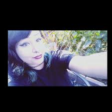 Robyn Marie (@robynnmarieee)