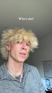 Who Is She Nobody Important Original