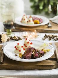 Magret De Canard Puree De Panais Chicon Et Champignons Des Bois Recept