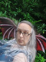 Hello everyone, hope you're having a wonderful weekend. Is there anyone  from the north West UK? Most people posting seem to be stateside...