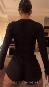 Watch online Sierraskyeprivate - Jiggling & wiggling home video for you!  Free here only! Love you so much on X-video