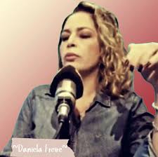 Desde 2002 📰📲📝📺📻 Texto do Gemini, IA do Google 👇 Daniela Freire:  Jornalista Potiguar Destacada Olá! Daniela Freire é uma jornalista bastante  conhecida e respeitada aqui no Rio Grande do Norte. Ela