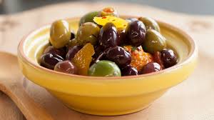 Citrus Marinated Olives Epicure Com 10 Min Prep 10 Minutes 30 Calories 0 45 Add A Citrus Zing To A Savoury Favourit Marinated Olives Epicure Recipes Epicure