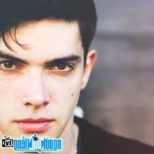 Bassist Shane Crump profile: Age/ Email/ Phone and Zodiac sign