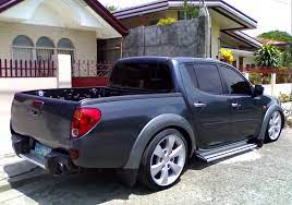 The triton lite theme has a set width of 960 pixels. Triton Lite Modified Thailand Hobbiesxstyle