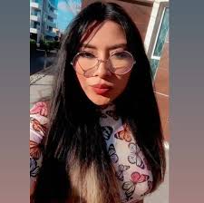 🎙️ “La canción que escribió cuando vio a la mujer que amaba volver… pero  con un anillo que no era el suyo.” 💔💍 Antes de ser reconocido en todo  México, Regulo Caro