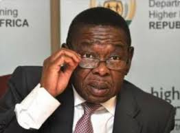 Meet Ms Zimbabwe Body Building Regina Majongwe with her husband and son ❤️😘