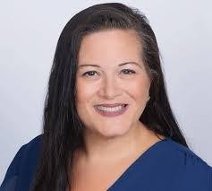 Andrea Fidler's Instagram, Twitter & Facebook