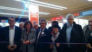 Pôle emploi is a french governmental agency which registers unemployed people, helps them find jobs and provides them with financial aid. Uzivatel Pole Emploi Oc Na Twitteru Emploi Inauguration Du Taf De Rodez En Presence D Emmanuelle Gazel Vice Presidente De Occitanie Et Couvethierry Dir Territorial Pole Emploi Aveyron Recrutement Information Et Formation