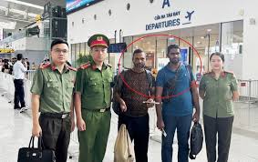 Khởi tố Giám đốc Lê Anh Dũng - Người quan sát