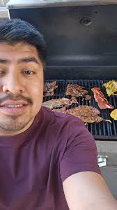 Happy Wednesday peeps! Let me create a cake for your next event 😊