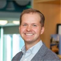 Carli Vangsness's Instagram, Twitter & Facebook