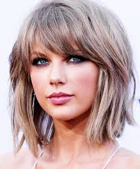 Gestufte Haare Sind Im Trend Die Besten Looks Und Styling Tipps Frisuren Gestufte Haare Frisuren 2018