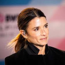 Controversial Danica Patrick nails Texas cowgirl fit at F1 Austin