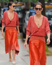 Loving Katie Holmes On Instagram New Katie Out In New York City 6 09 2019 Katieholmes Candids Outandabou Katie Holmes Style Street Style Fashion