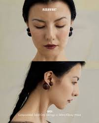 Some #東黑三白 oriental aesthetic jeweries update You could find them both in  Paris store and Berlin popup store 📍1 rue Thérèse 75001 Paris  📍Auguststraße 35 10119 Berlin （11-17.Nov) #berlinpopup #popup  #berlinfashion #fashionbrand #