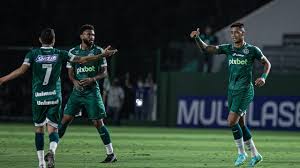 12 vitórias do goiás, 13 empates e 10 vitórias do guarani; J7gz5nbal T0dm