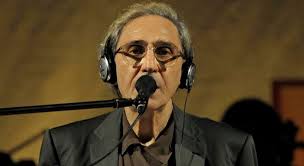 Se n'è andato franco battiato, uno dei più geniali musicisti italiani di sempre. 5hnhp9gk0nwh6m