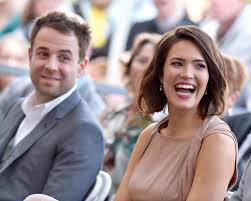 I could break your heart any day of the week (2009). Mandy Moore And Husband Taylor Goldsmith Have A Dreamy Marriage