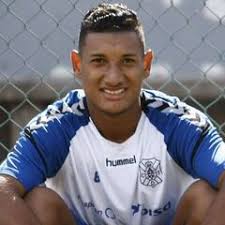 El hondureño Bryan Acosta llega entre aplausos a FC Dallas