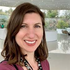 Christina Reynolds's Instagram, Twitter & Facebook