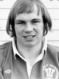 Fran Cotton has been in touch notifying us that Scrum half, friend and  colleague of his with Liverpool in the 1960's, Peter Scurfield has passed  away. *PeterSCURFIELD Died 17th December 2020, peacefully,