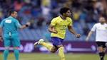 لاعب النصر السابق يشيد بـ
