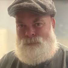 Anyone got some good ghost stories?