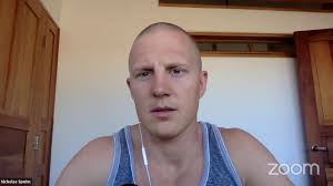 2 CAROLINE MOHR-HD 1080p