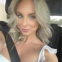 Cassie Stauffer's Instagram, Twitter & Facebook