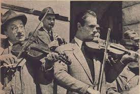 Zrezygnował również z roli w serialu dom, co było jedną z głównych przyczyn zakończenia realizacji serialu w latach 80. Premiera Pierwszego Polskiego Powojennego Filmu Fabularnego Zakazane Piosenki W Rezyserii Leonarda Buczkowskiego