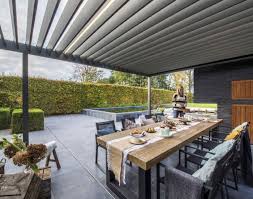 The hotel la pergola is in the town of barga, tuscany. Renson Outdoor Pionier Fur Outdoor Wohnkonzepte Renson Outdoor