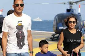Keylor's pretty wife andrea with whom he has been married to since 2009; Andrea Salas Dejo En Sus Redes Un Mensaje Para Keylor Navas Repretel