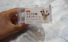 ダイソー ハート型のメイク小物スタンドがかわいいうえに実用性もバツグン これで100円はお得すぎ ダイソー ハート型 小物