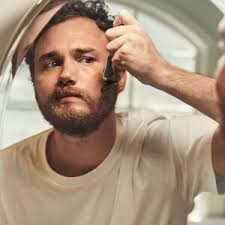 NEW SURVEY: MORE THAN 1 IN 4 CANADIAN MEN USE THE SAME RAZOR TO SHAVE THEIR  FACE AND PUBIC HAIR