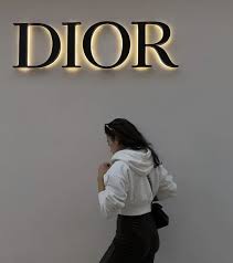 Grammarly keeps security at the heart of our product, infrastructure, and company operations. 900 A E S T H E T I C S Ideas In 2021 Aesthetic Pictures Glitter Photography Red Aesthetic Grunge