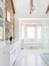 Discover inspiration for your mountain style bathroom remodel, including colors, storage, layouts and organization. Rustic Modern Bathroom Designs Mountainmodernlife Com