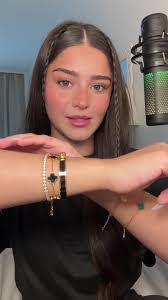 Vanessa Harms's Instagram, Twitter & Facebook