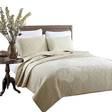 Beautifully textured chenille bedspread will make a wonderful addition to your home. Brandream Beige Vintage Medallion Comforter Set Queen Size Bed Quilt Set Farmhouse Quilt Bedding Set Cotton Farmhouse Goals