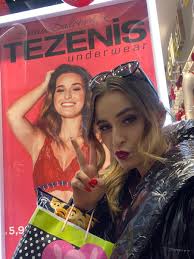 Prague • 21 • marketing student • youtube creator czech social awards winner in 2017,2018,2019,2020 goglobal representant. Anna Sulcova On Twitter Ja
