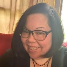 What a gorgeous ring! Congratulations!