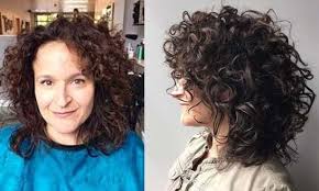 Curly hair is more susceptible to dryness than straight hair as the natural oils and sebum produced by the scalp struggle to make their way down the curly hair shaft. 5 Common Curly Hair Mistakes And How To Fix Them Huffpost Life