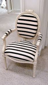 Black And White Striped Vanity Chair 7 Quick Tips For Using Striped Furniture Striped Furniture Striped Chair Home Decor