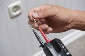 Our domestic ac mains (house wiring) voltage is made up of alternating currents that keep shifting phase from positive half cycle to negative half cycle. 2100 Delta Beha Amprobe