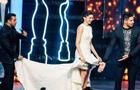 Image result for FilmFare 2015; ShahRukh & Ranbir Performing Funny