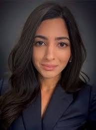 Sadaf Qureshi's Instagram, Twitter & Facebook