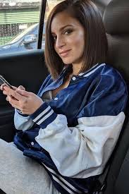 نجمات عربيات فاجئن الجمهور بقص شعرهن الطويل والنتيجة مذهلة Ruffle Blouse Fashion Women